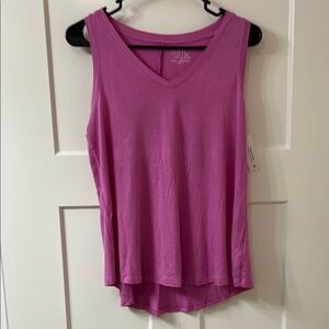Time and Tru Pink Sleeveless Tank Top with V-Neckline